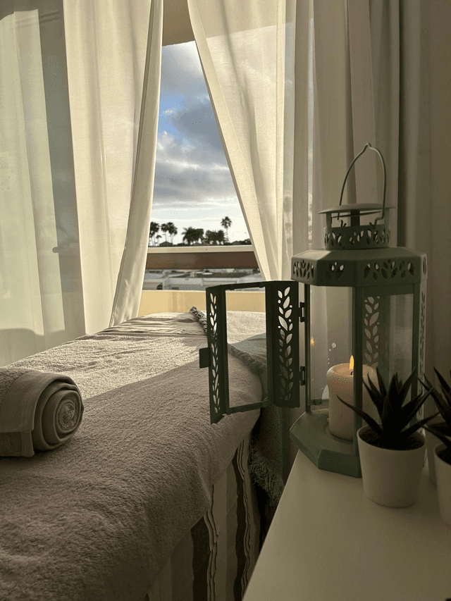Traditional Relaxing massage 60min 